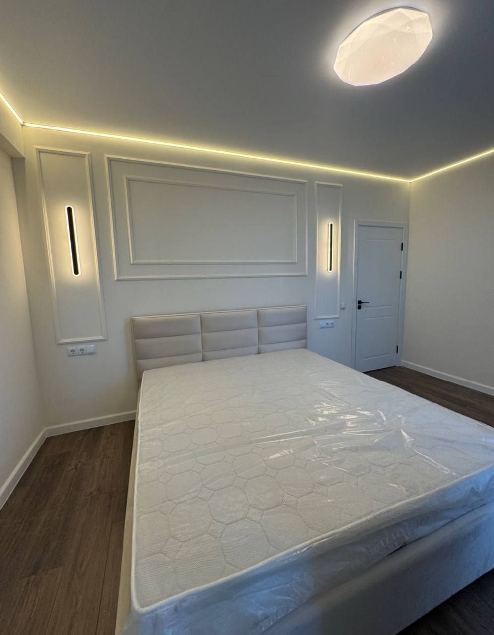 Vânzare apartament două odăi plus living ,  Euroreparație , Albișoara.