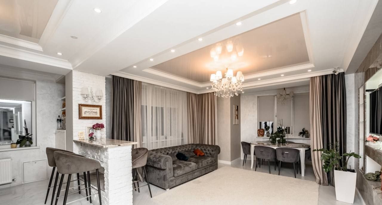 ​Apartament 3 camere 87m2 ,  Buiucani .