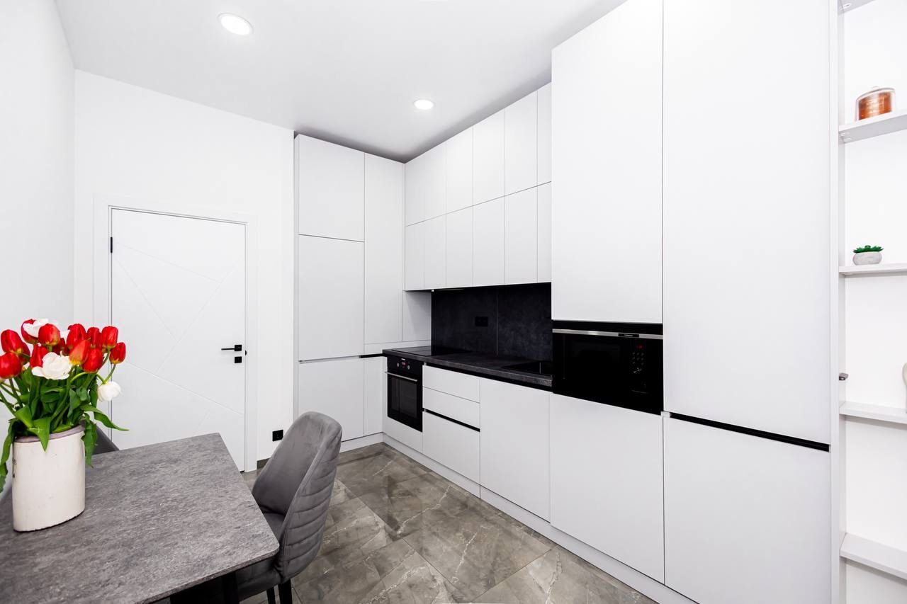 ​Vânzare apartament în Complex Rodaris Circ!