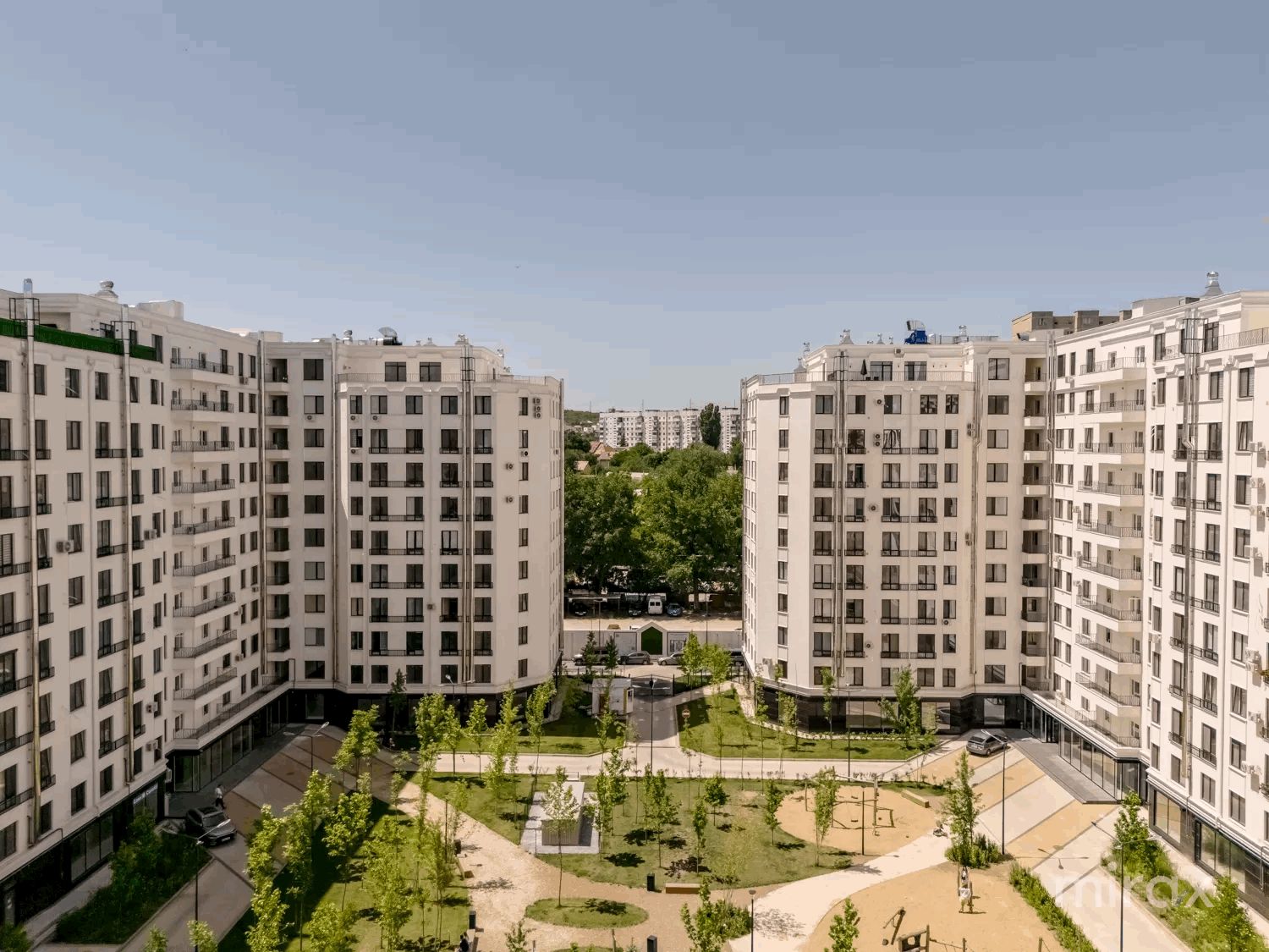 ​Apartament 2 camere plus living ,  Euroreparație , Buiucani , Ioana Radu .
