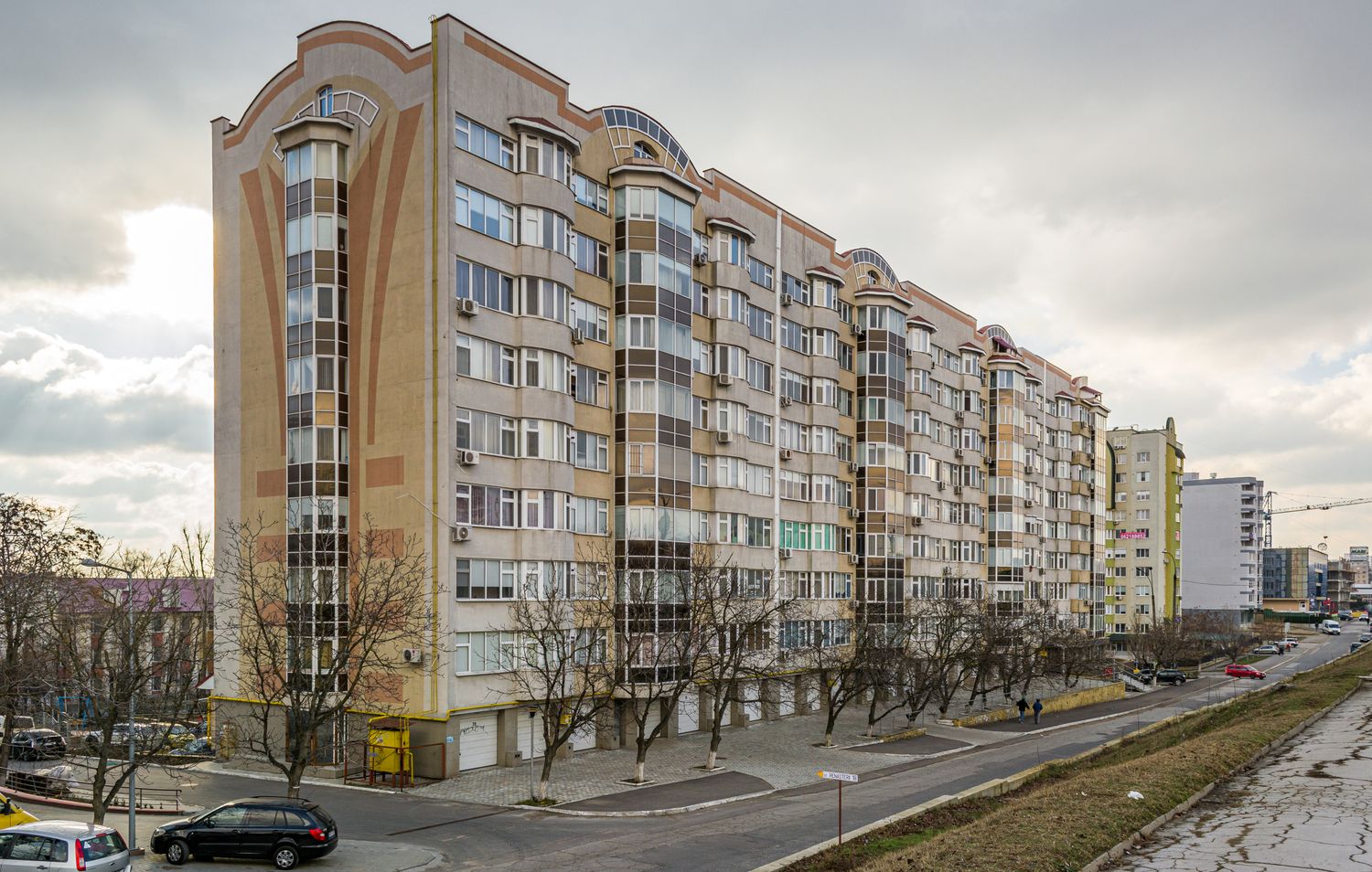 ​Apartament 3 camere plus Living ,  Euroreparație , Râșcani.