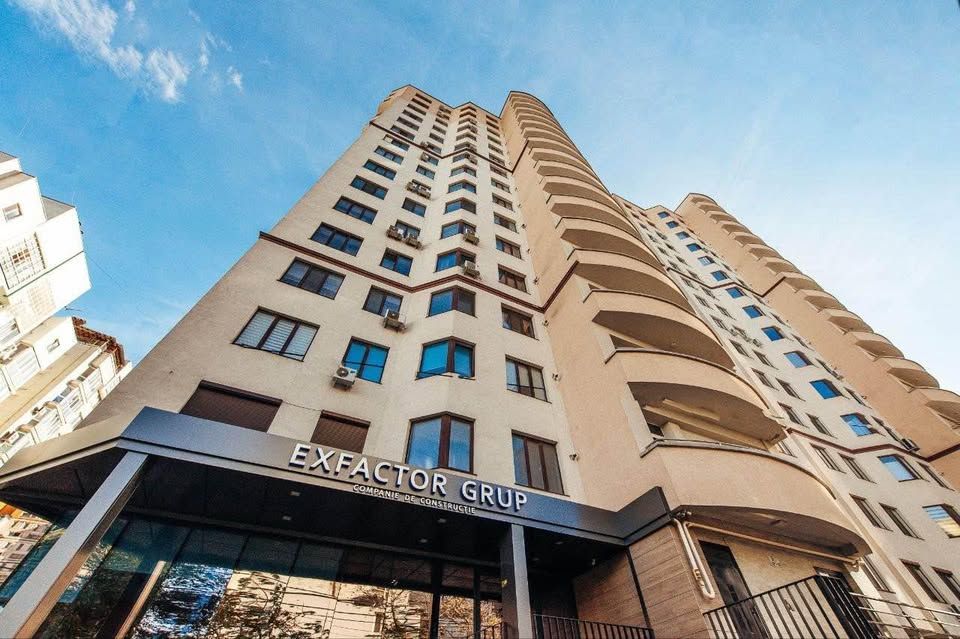 ​Apartament 2 camere plus Living,  Euroreparație , Centru Lev Tolstoi.