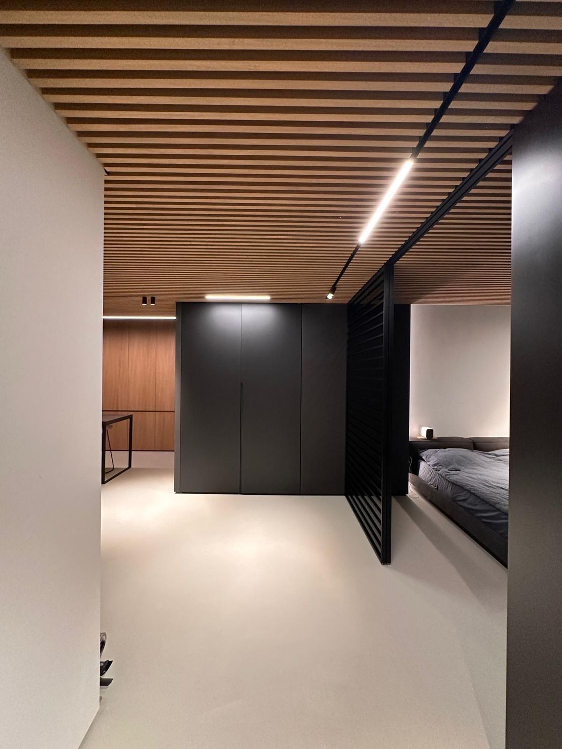 Închiriere Apartament cu 2 camere + Living , 76m², Centru, Petru Rareș