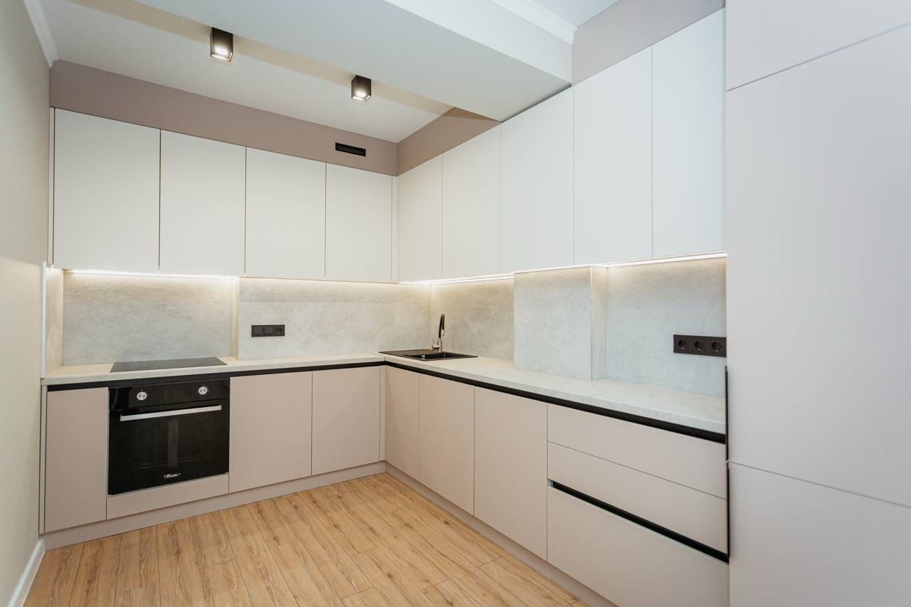 Se vinde apartament pe strada Ialoveni , Estate