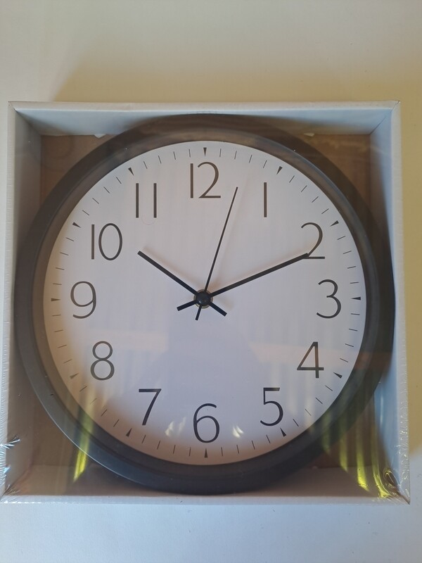 Wall Clock Round 24cm