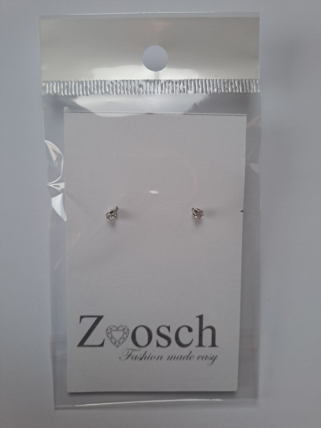 Zoosch 3mm clear stud earrings