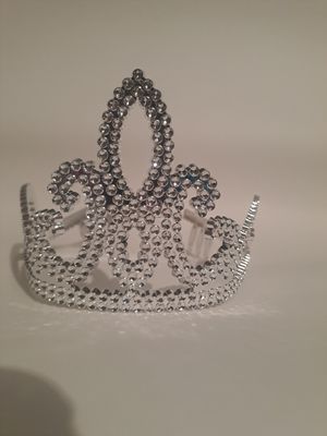 Tiara Silver