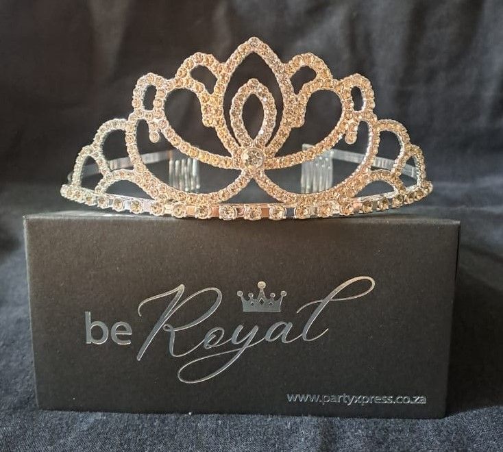 Tiara Be Royal Queen