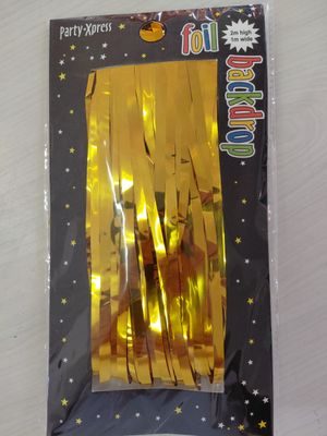 Foil Fringe Backdrop Gold 1x2m