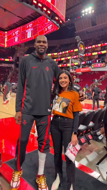 Kevin Durant Reunites With Freshman Year Friend at Rockets Game After 17 Years