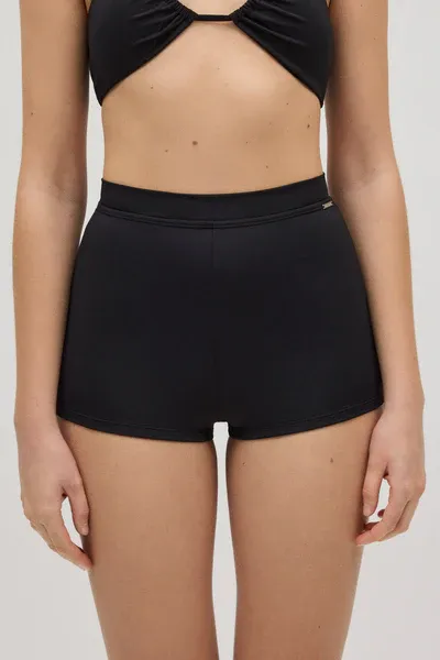 Ysabel Mora bikini short