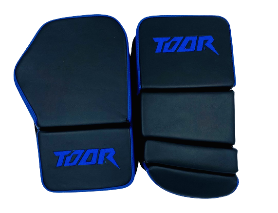 Toor Goalie Gloves, Colour: Blue Outline, Size: Infant