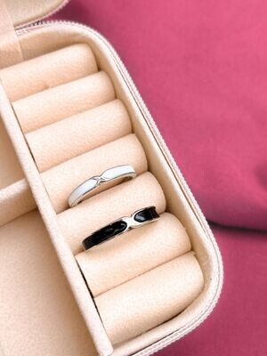 Anillos para compartir blanco y negro