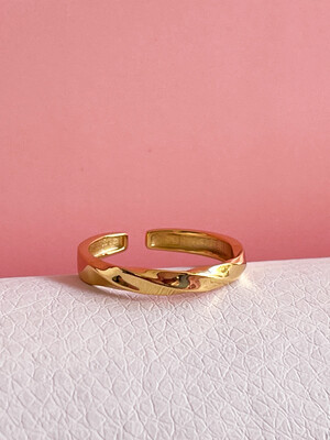 Anillo Dorado Para Hombre