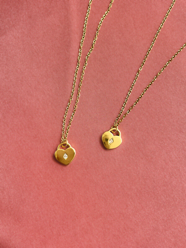 Collar de Corazón Candado