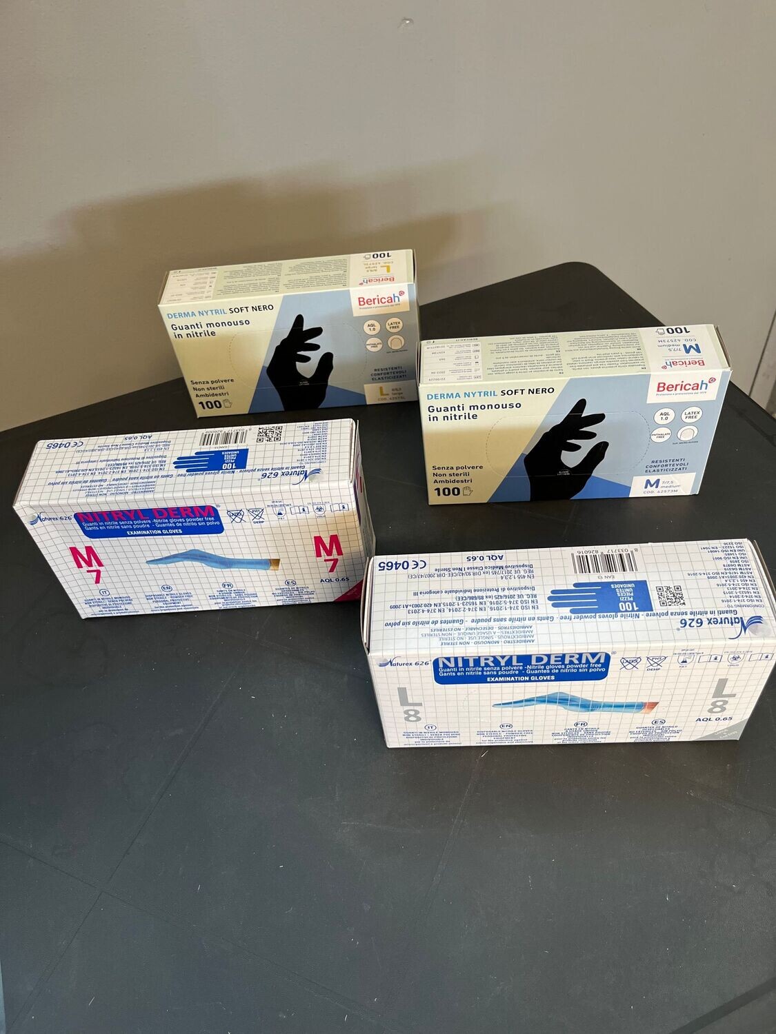GUANTI IN NITRILE MONOUSO NERI - CARTONE DA 10