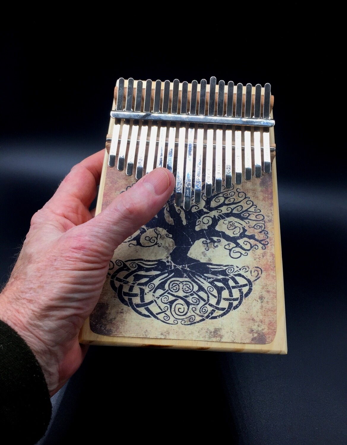 Kalimba Thumb Piano 17 Keys with 3 pattern choices and optional Display Stand