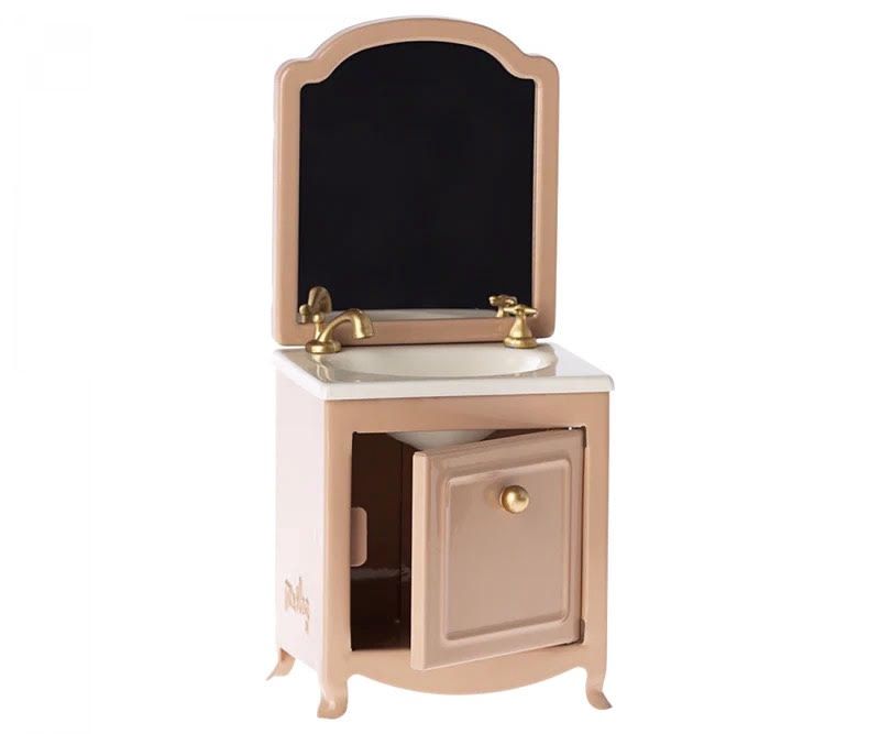 Sink Dresser w mirror, Mouse