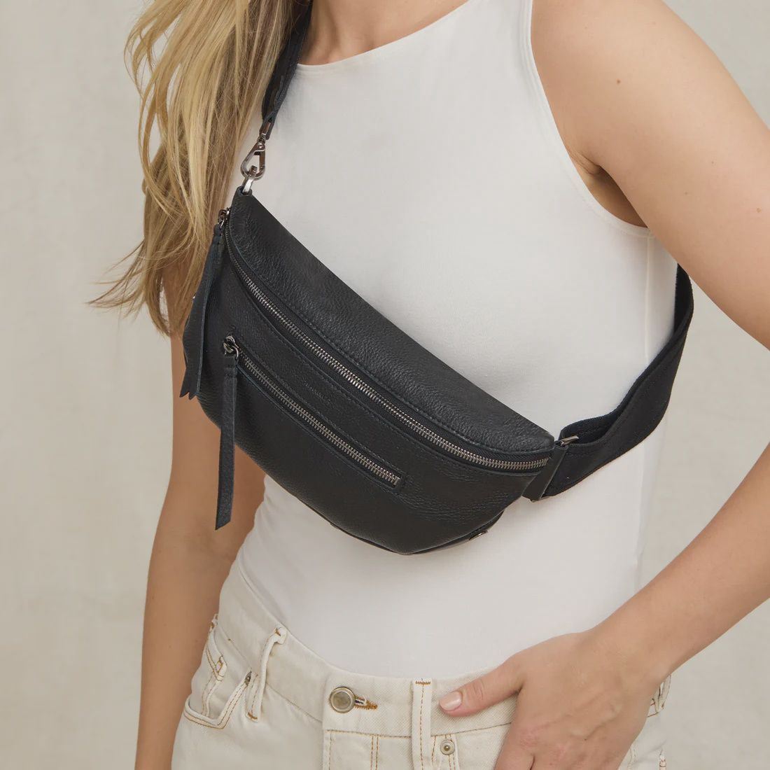 Charles Crossbody Medium