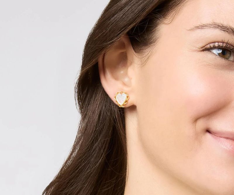 Lace Heart Stud