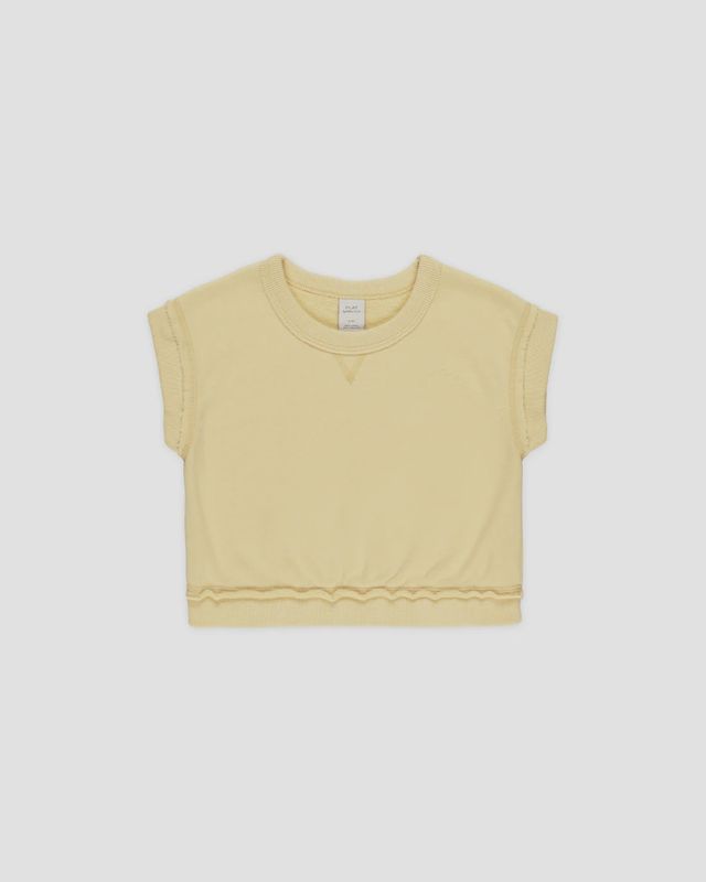 Victory Pullover in Yellow