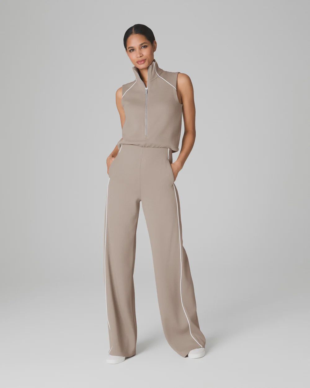Airpique Sleeveless Mockneck Jumpsuit