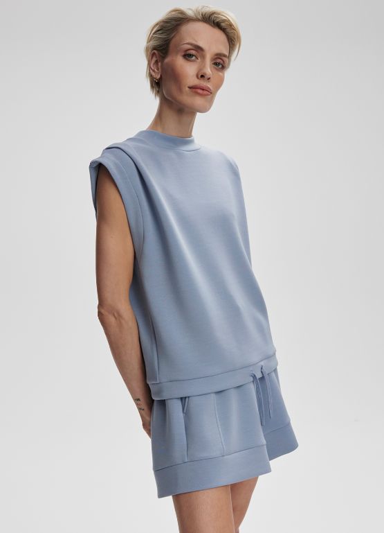 Atrium High-Rise Short