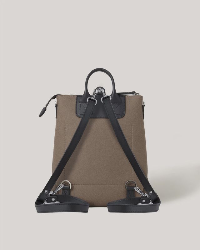 Bedford Merino Wool Backpack // Cumin Black