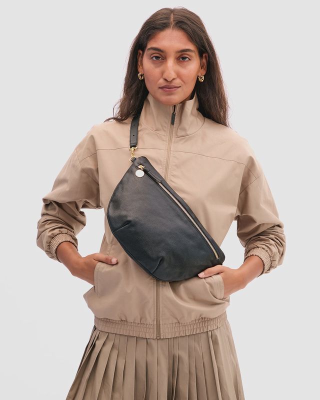 Grande Fanny in Petit Black Caviar