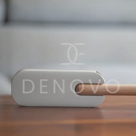 Lint Brush w/wooden handle