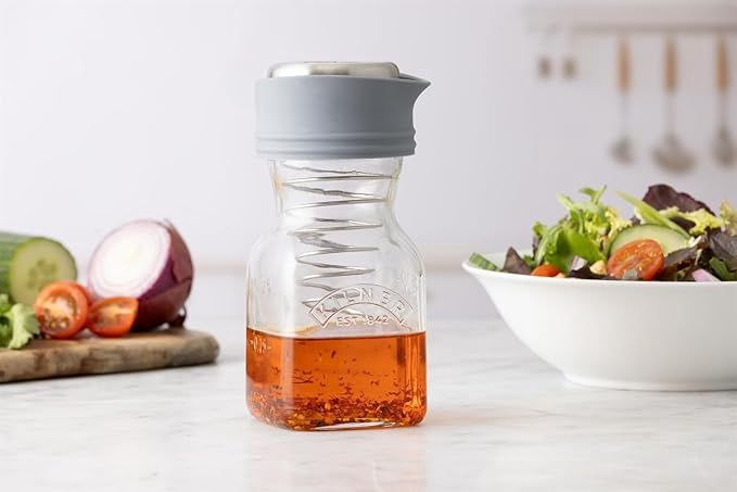 Salad Dressing Maker