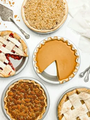 Pie Dishes &amp; Tart Pans