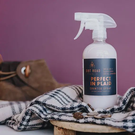 Perfect in Plaid Counter Spray