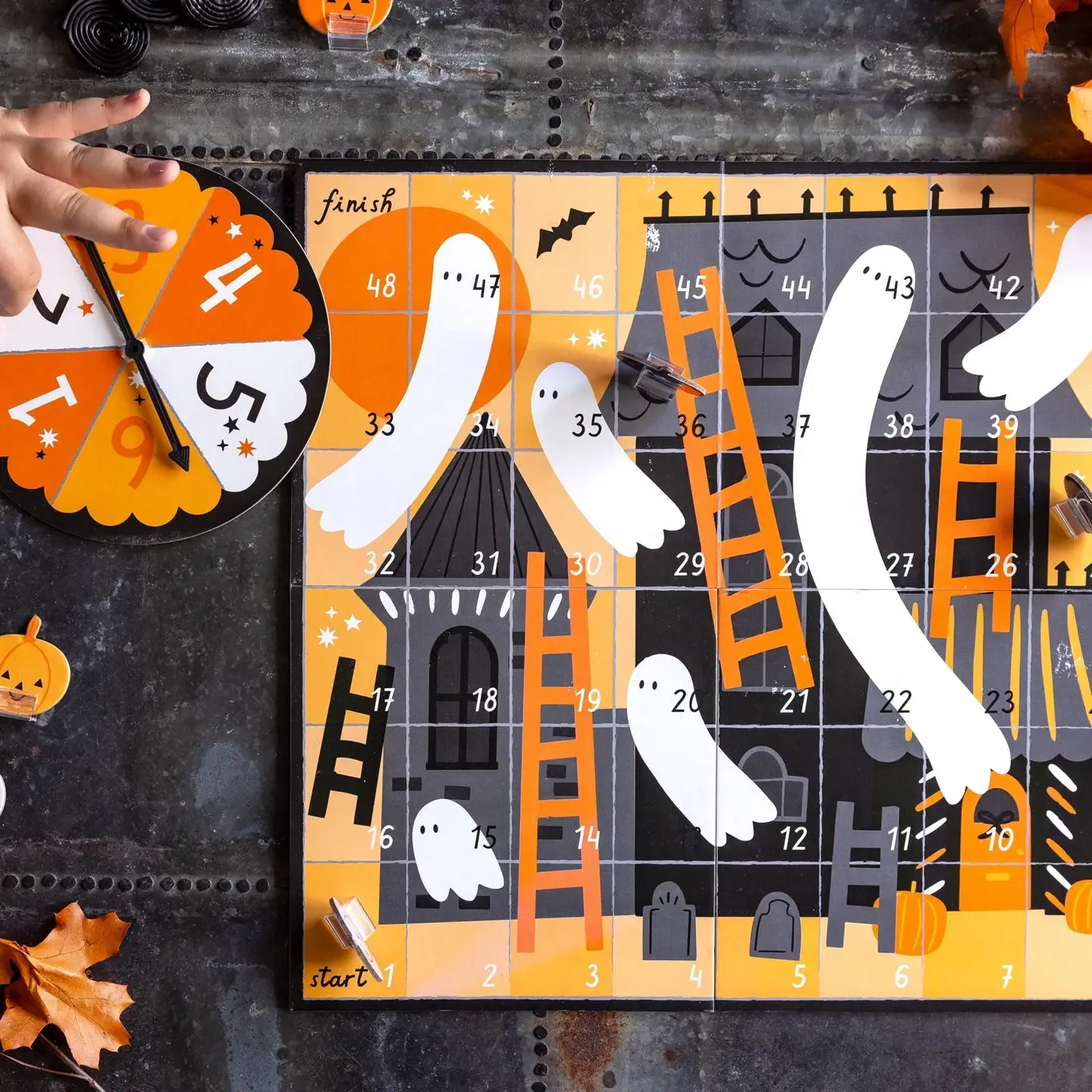 Hey Boo Ghosts and Ladders Game