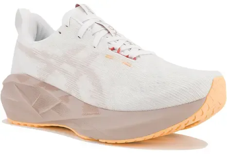 NOVABLAST 5 W ASICS