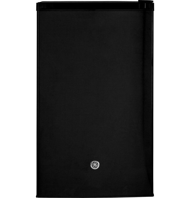 GE 4.4 Cu Ft Counter Height Fridge Black