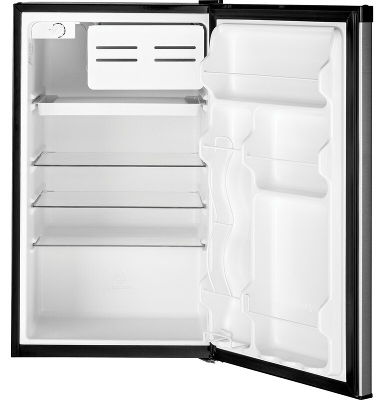 GE 4.4 Cu Ft Counter Height Fridge Black