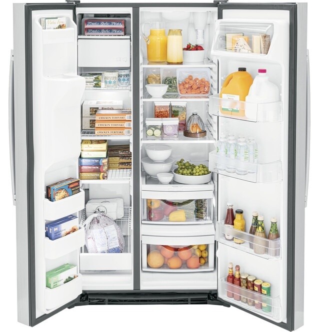 GE 25.3 Cu Ft Side x Side Refridgerator S/S