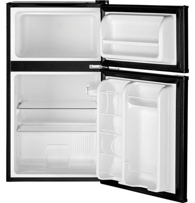 GE Compact 3.1 Cu Ft Top Mount Fridge Black ENERGY STAR