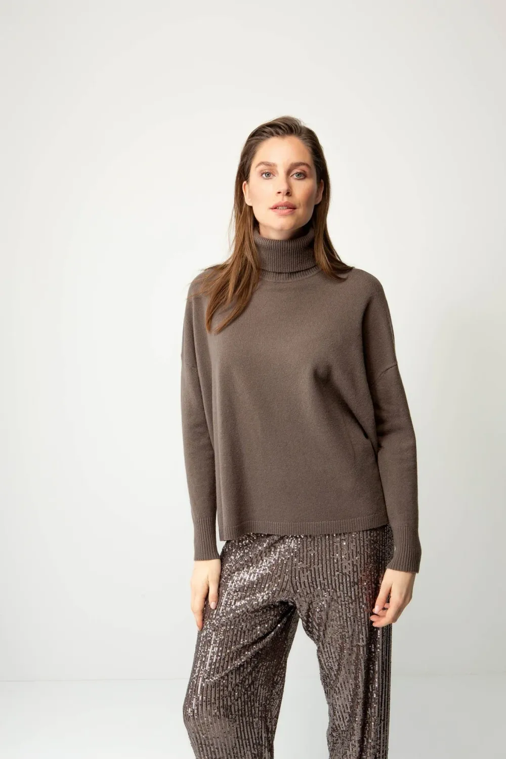 Studio Noir Merino Wool Turtleneck Sweater