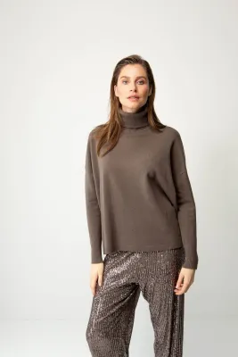 Studio Noir Merino Wool Turtleneck Sweater