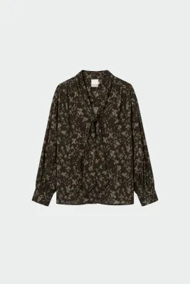 Indi &amp; Cold  Oversize Scarf Shirt