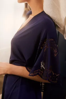Eebrjey Beatrix Robe