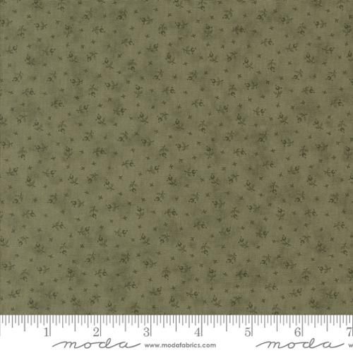 Meadow Greens Berry Toss Evergreen