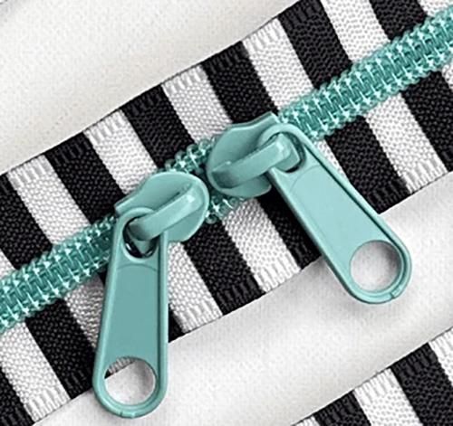 30" Zipper Black/White Tape w/Aqua Pulls