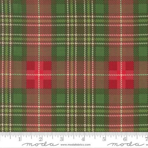 Holiday Cheer Christmas Plaid Evergreen