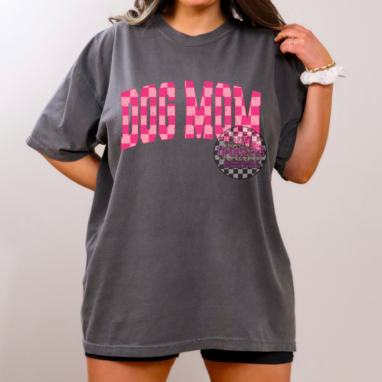 DOG MOM