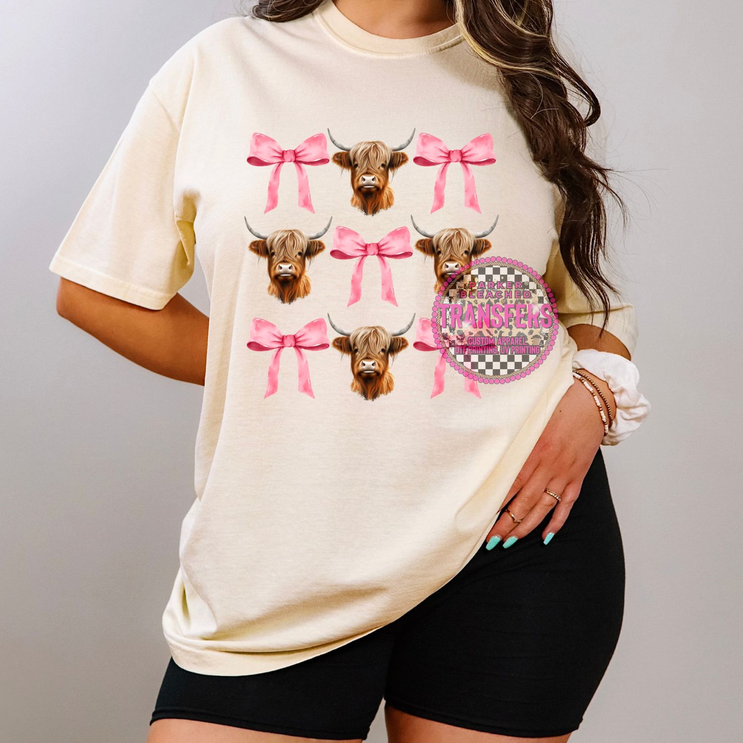 HIGHLAND COW AND BOWS