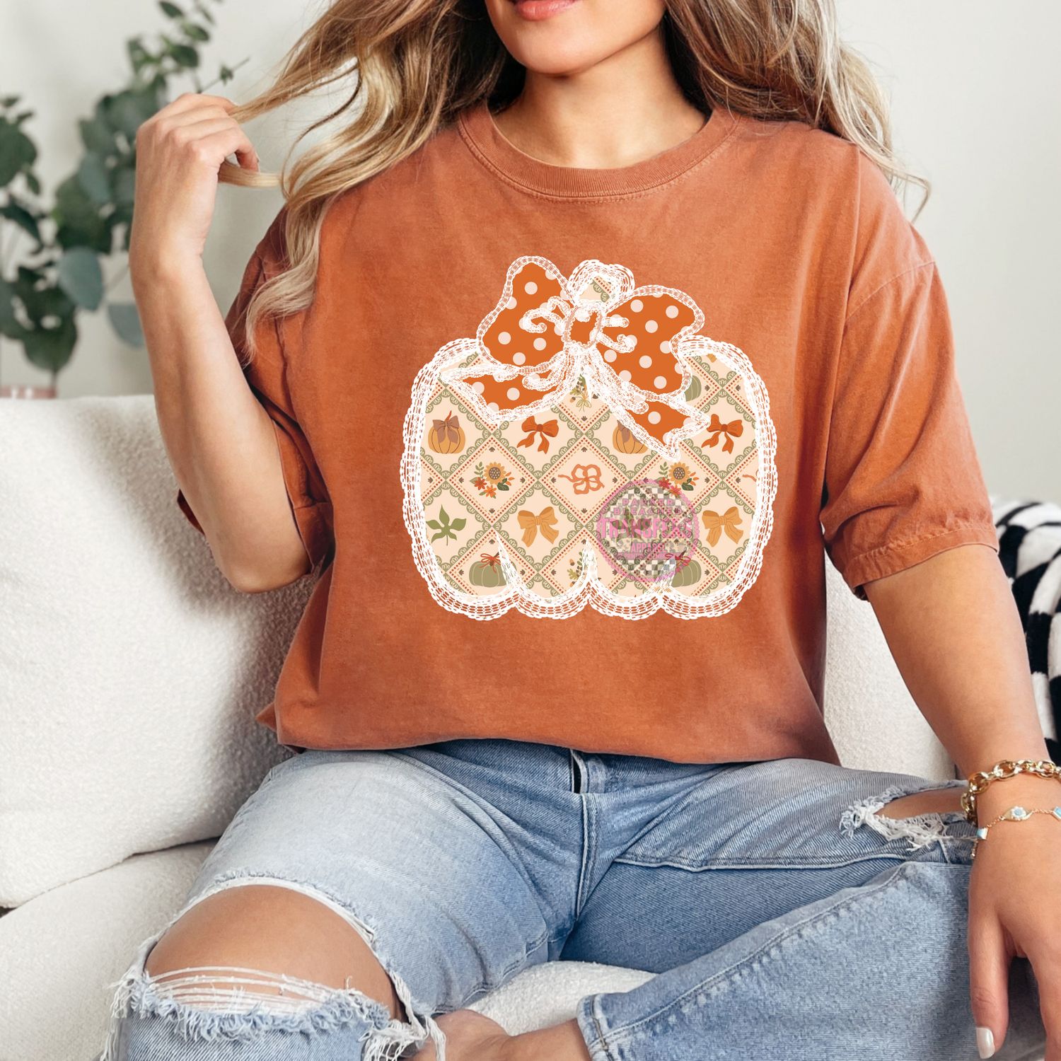 LACE PUMPKIN