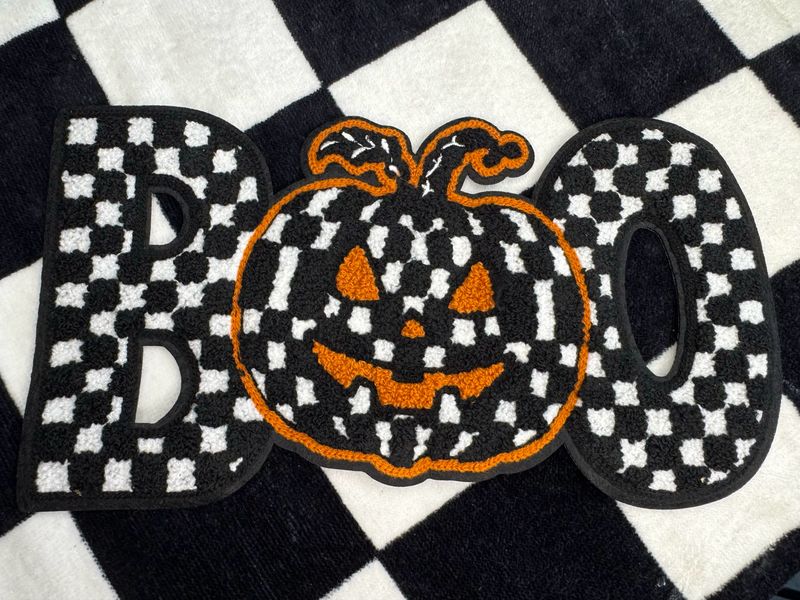 CHECKERED BOO